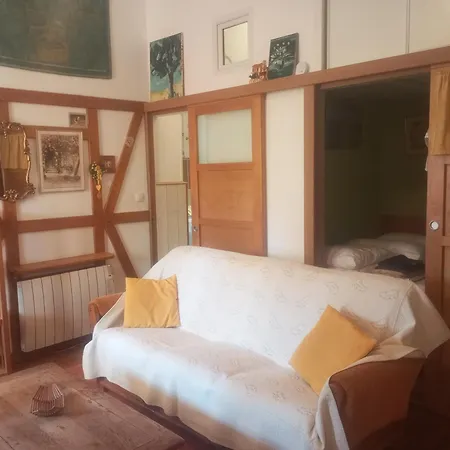 T2 Center Apartman *